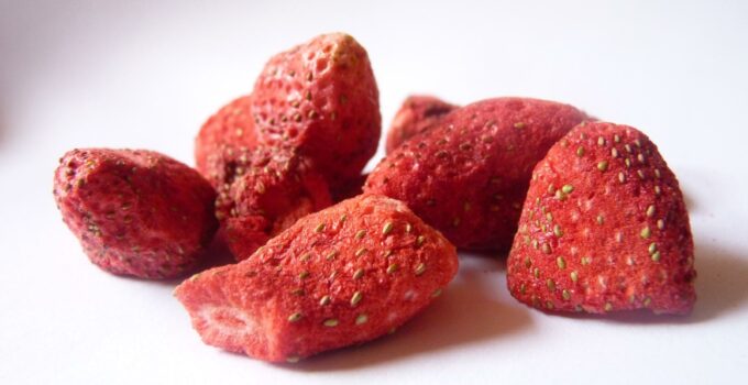 Image Of Freeze Dried Food, Freeze Dried Strawberries - File:astronaut Strawberries 4.Jpg